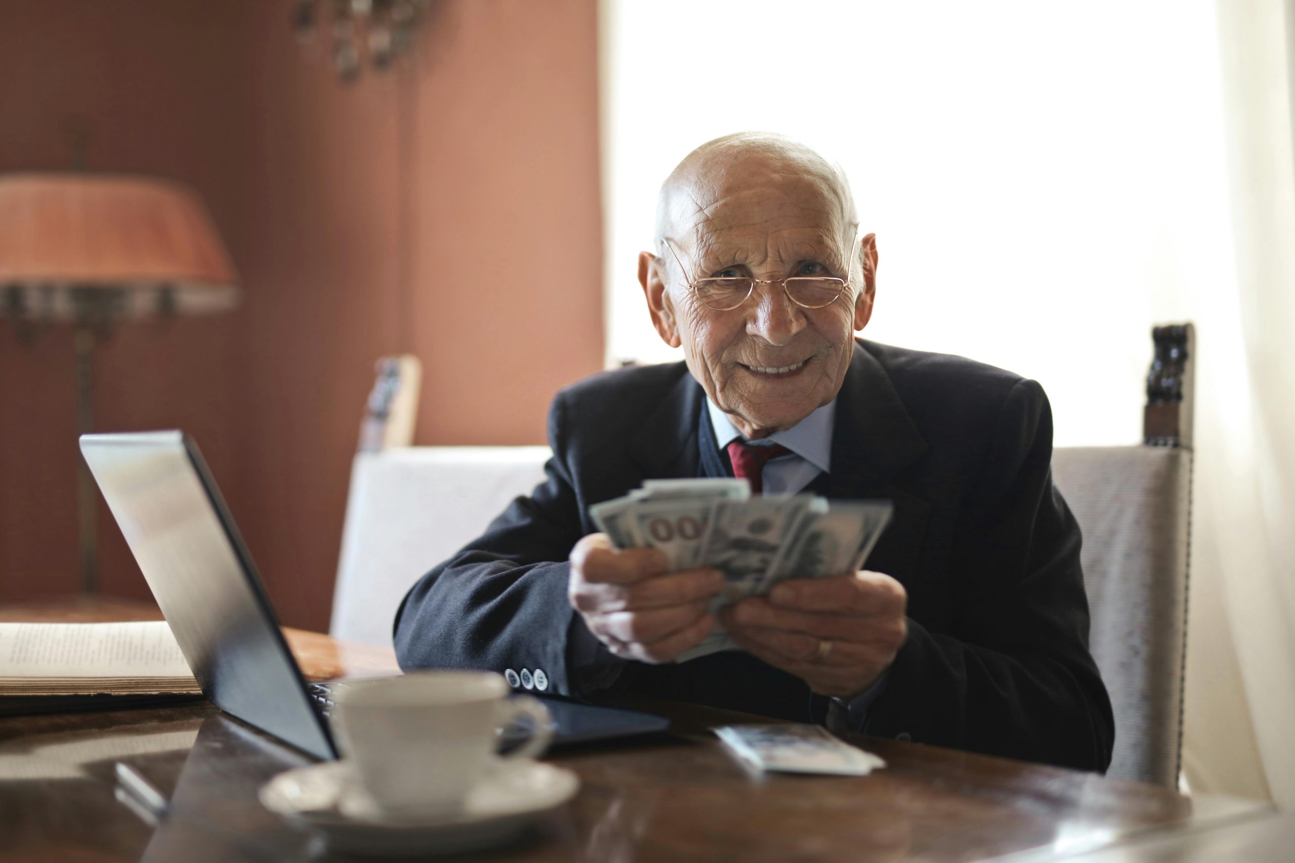 10 Small Business Ideas for Retirement Income